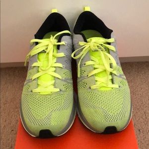 Nike flyknit trainers